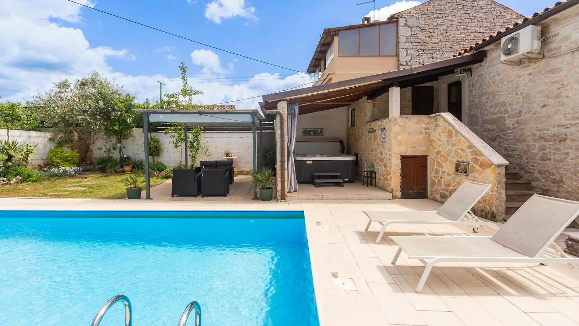 3 Bedroom Nice Home In Prhati Tatil Evi