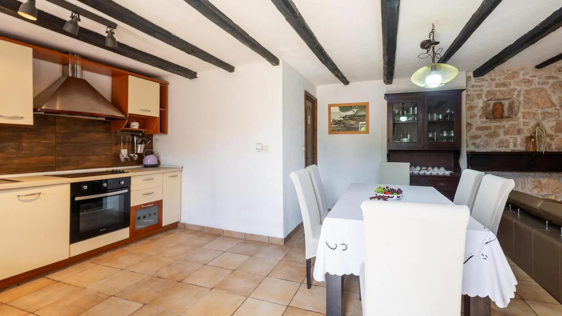 3 Bedroom Nice Home In Prhati