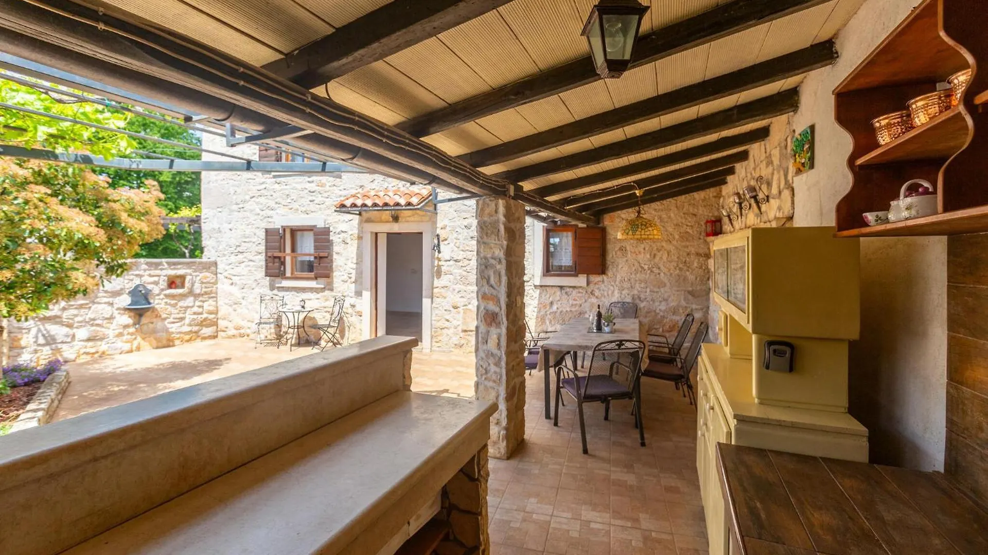 3 Bedroom Nice Home In Prhati Croazia