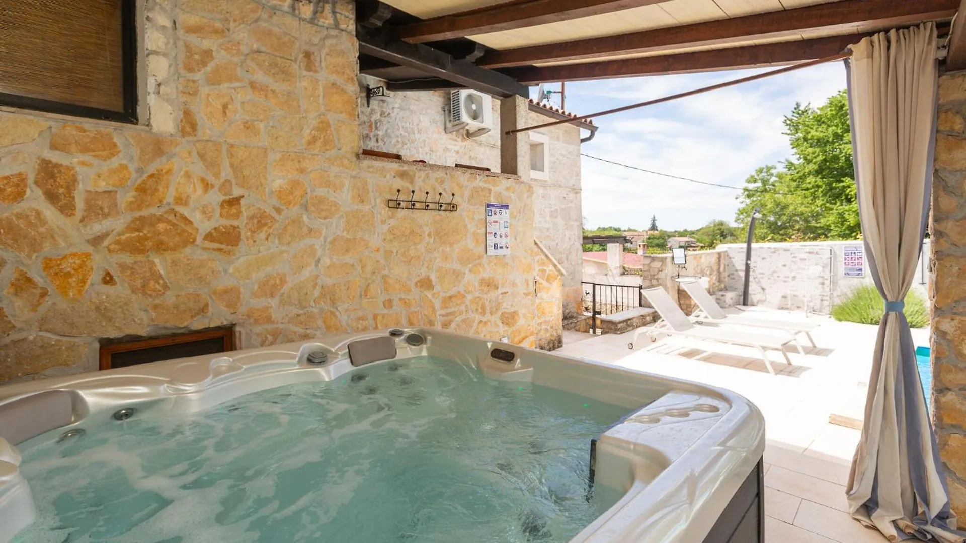 Tatil Evi 3 Bedroom Nice Home In Prhati